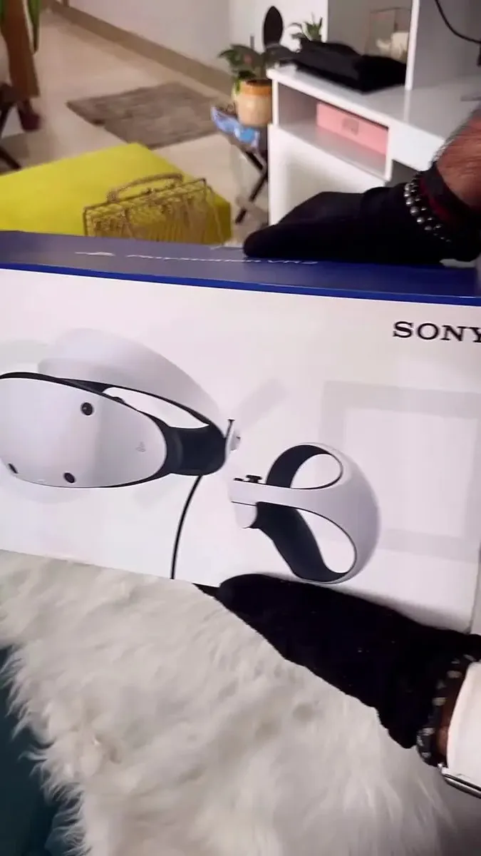 PlayStation VR 2 PS5 headset de realidade virtual branco — foto 4 de 7