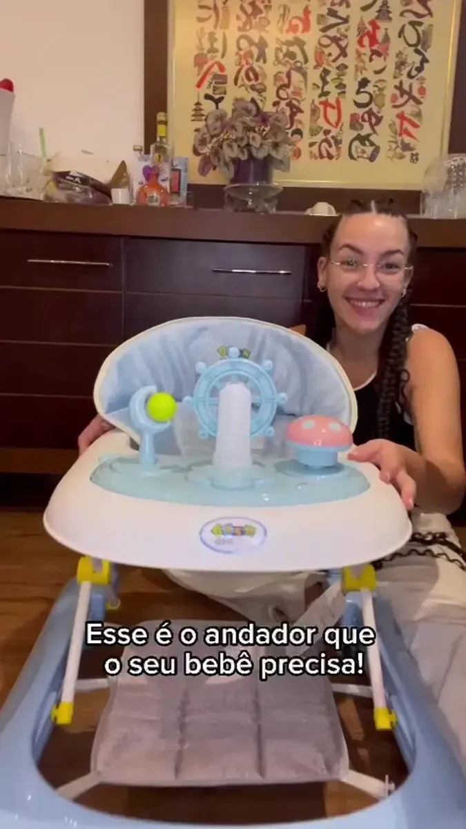Andador Infantil Musical Para Bebê Empurrador Compacto 3 Ajustes de Altura La Bamba Maxi Baby - Rosa — foto 4 de 7