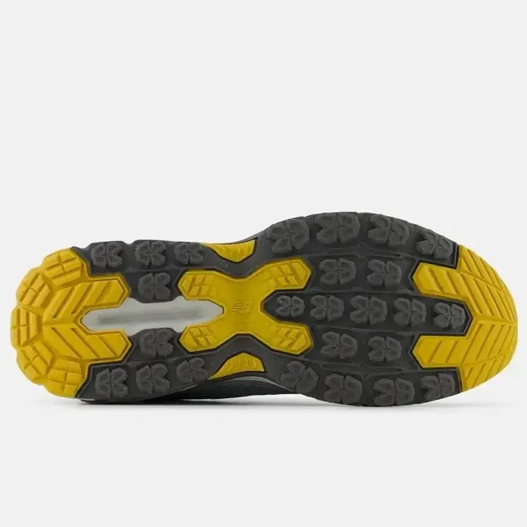 Tenis New Balance Fresh Foam 410v9 Masculino — foto 4 de 8